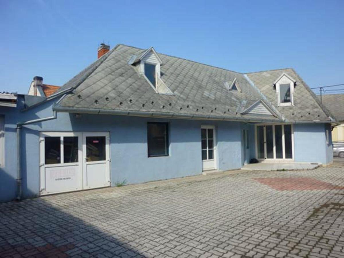 Azure House Lejlighedshotel Keszthely Eksteriør billede