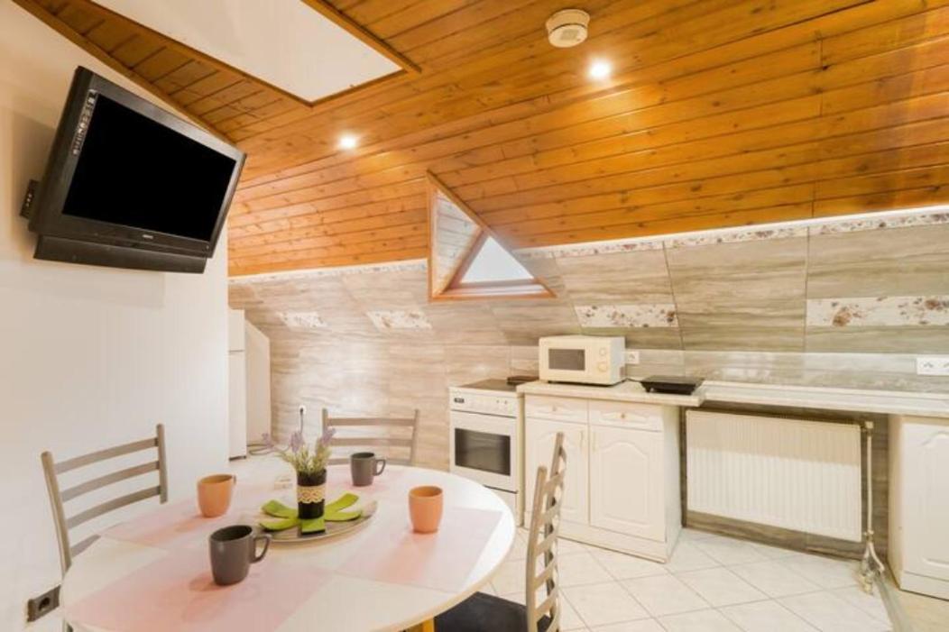 Azure House Lejlighedshotel Keszthely Eksteriør billede