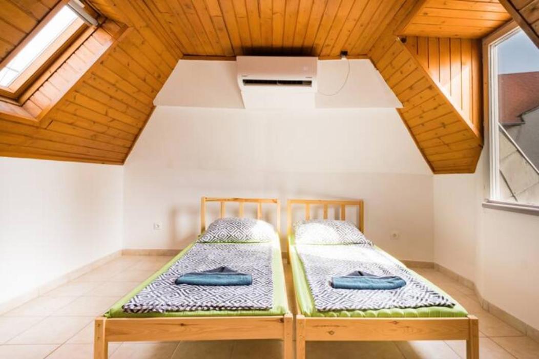 Azure House Lejlighedshotel Keszthely Eksteriør billede
