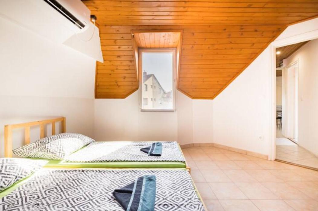 Azure House Lejlighedshotel Keszthely Eksteriør billede