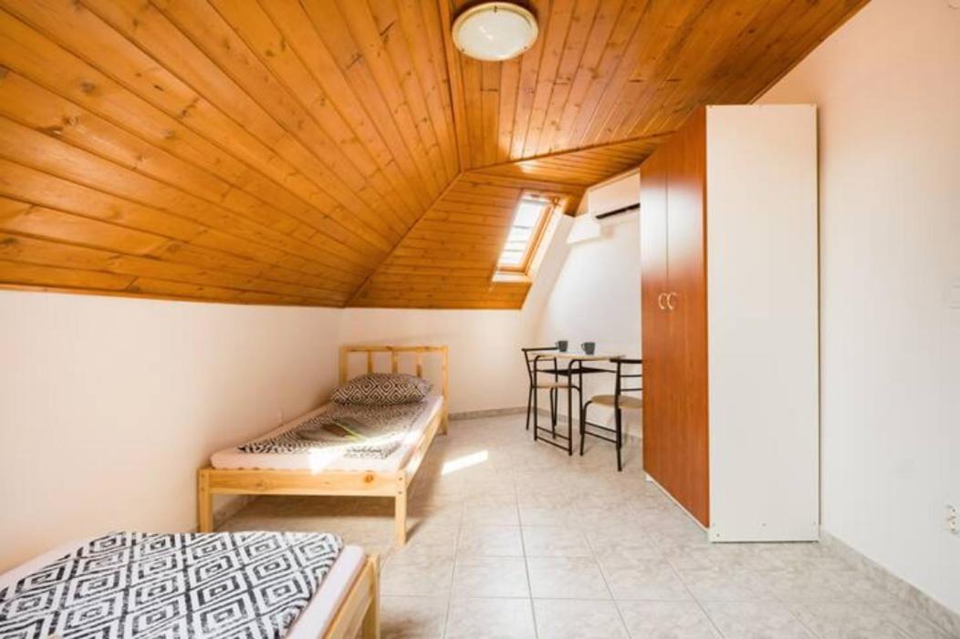 Azure House Lejlighedshotel Keszthely Eksteriør billede