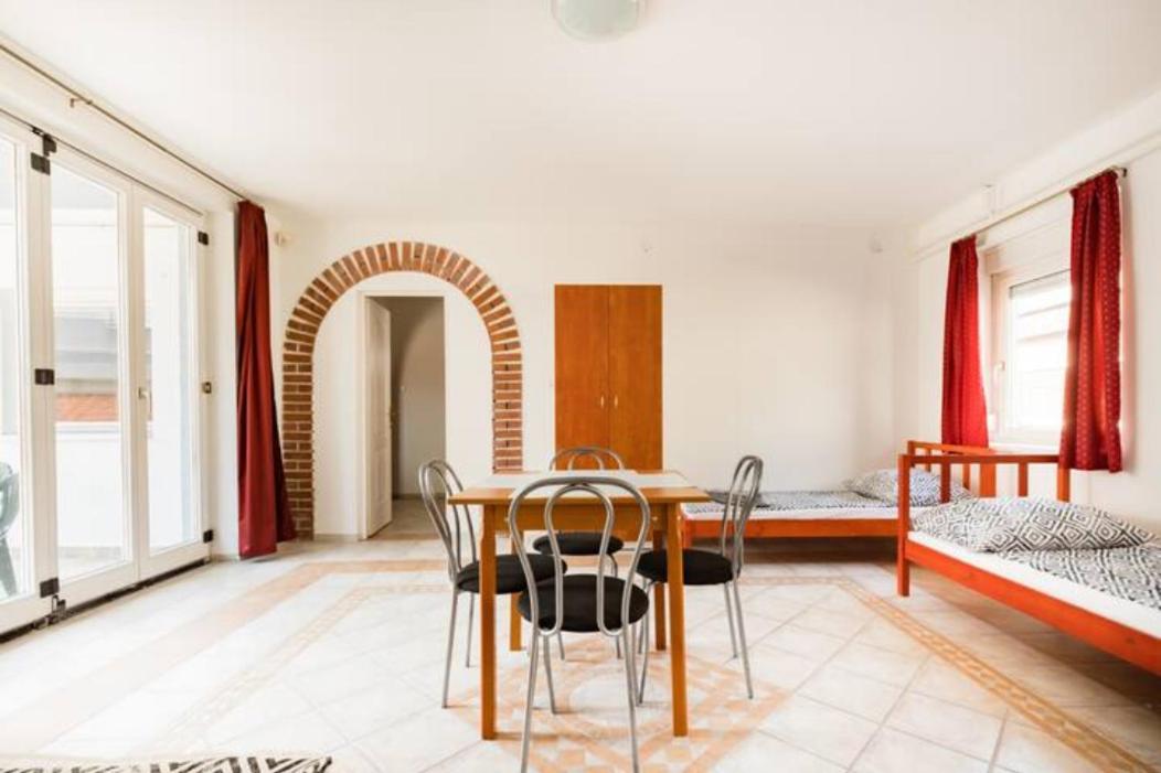 Azure House Lejlighedshotel Keszthely Eksteriør billede